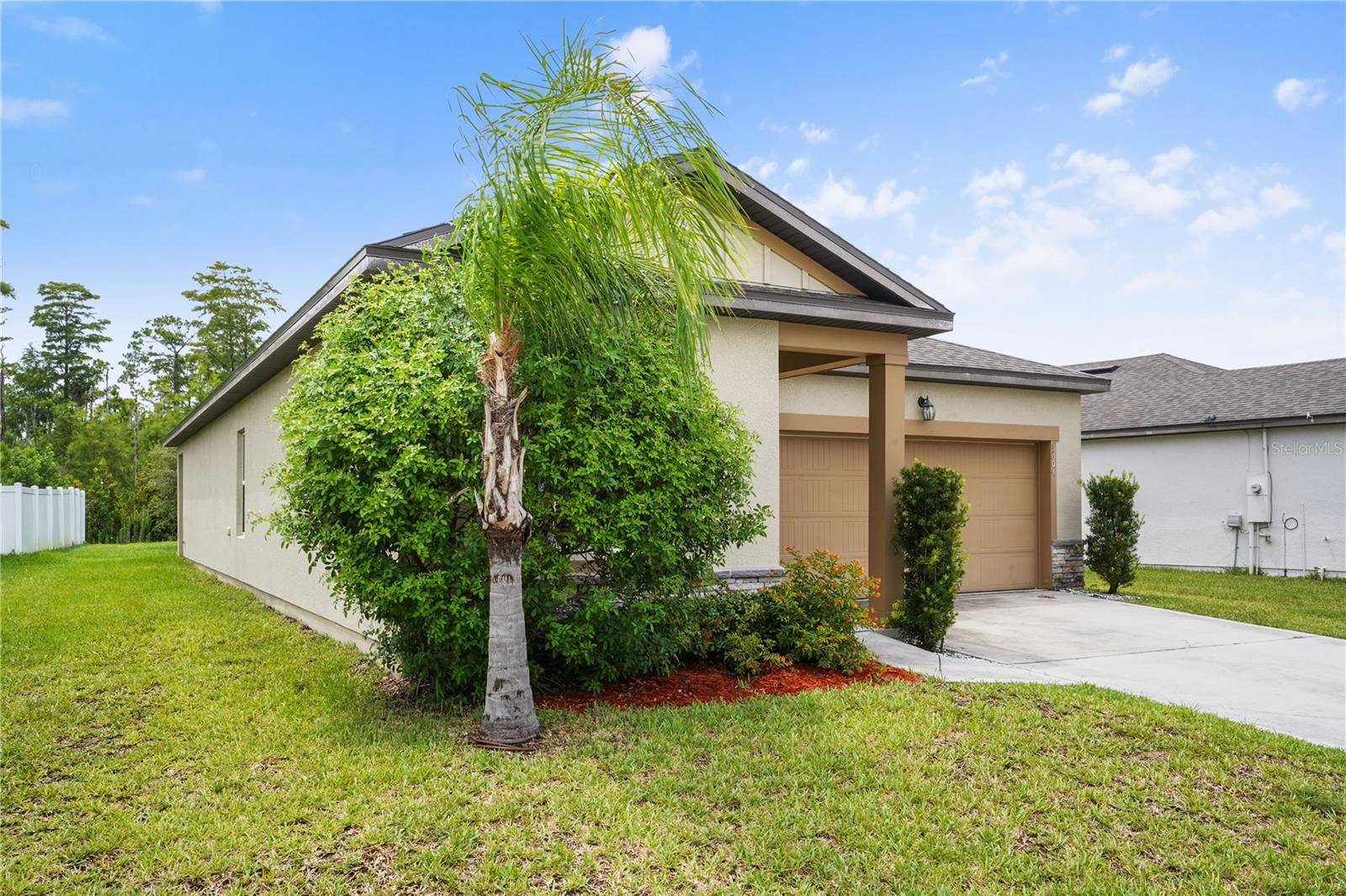 3004 NEVERLAND DR — photo 4