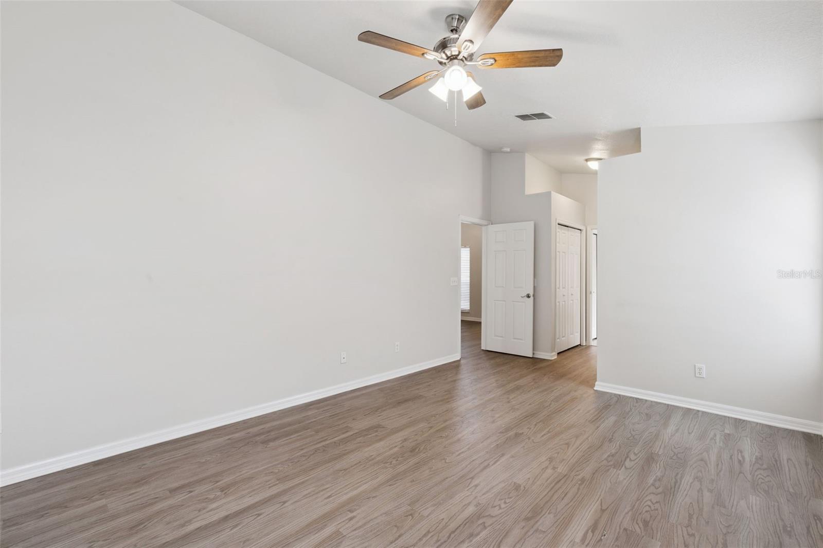 5483 GLEN OAK PL — photo 11