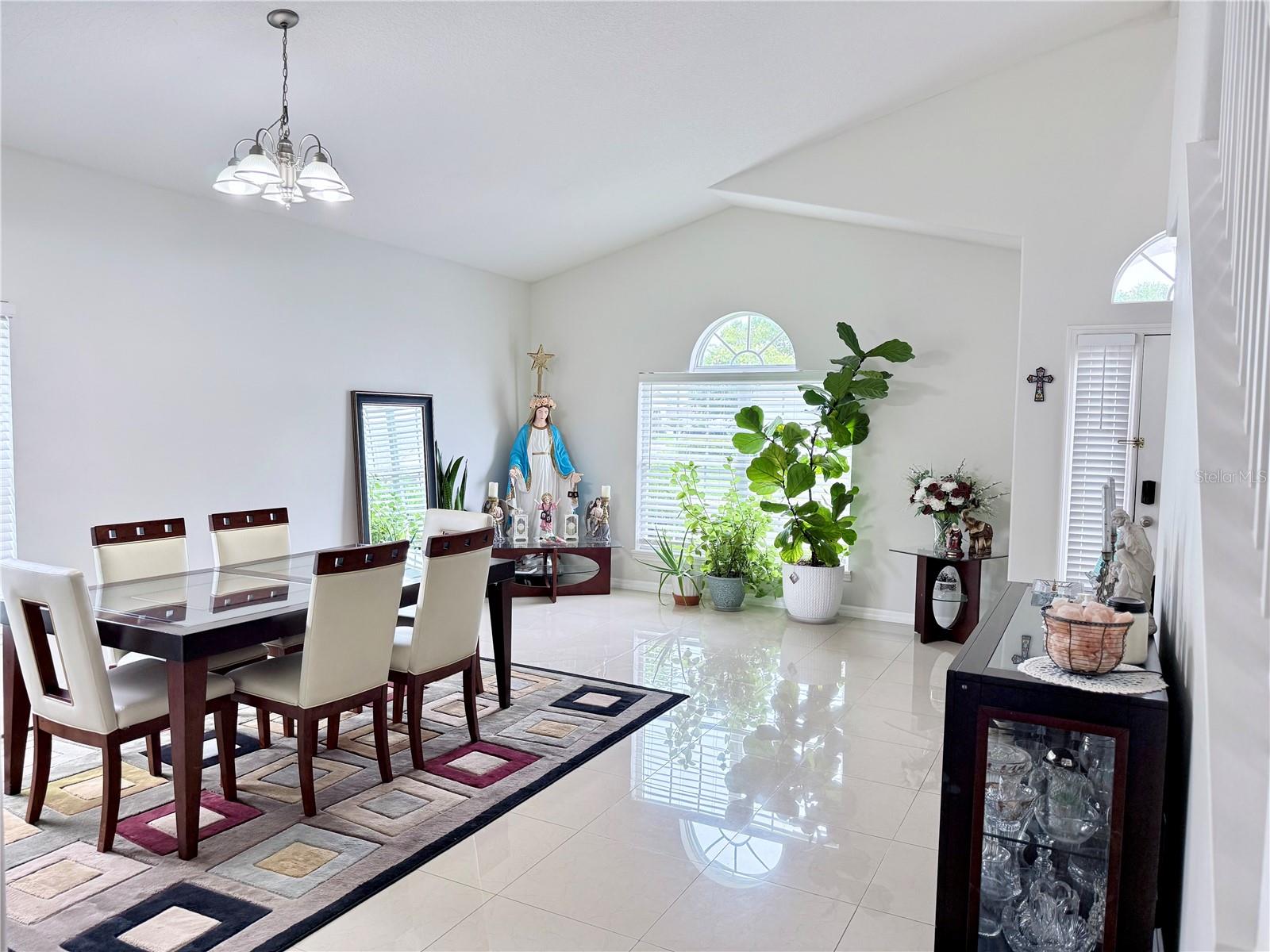 142 BRIGHTVIEW DR — photo 4