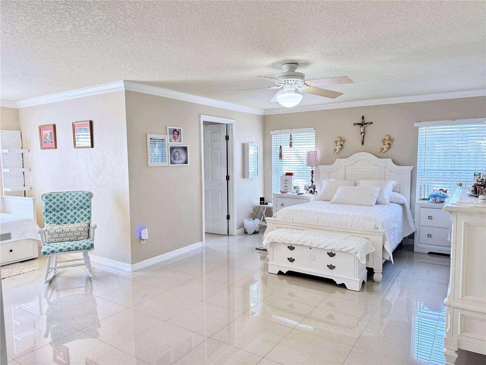 142 BRIGHTVIEW DR — photo 8