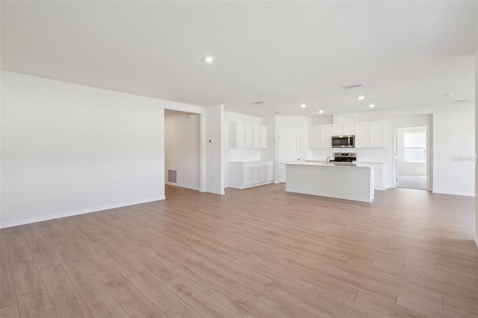 2516 DORSET CT — photo 11