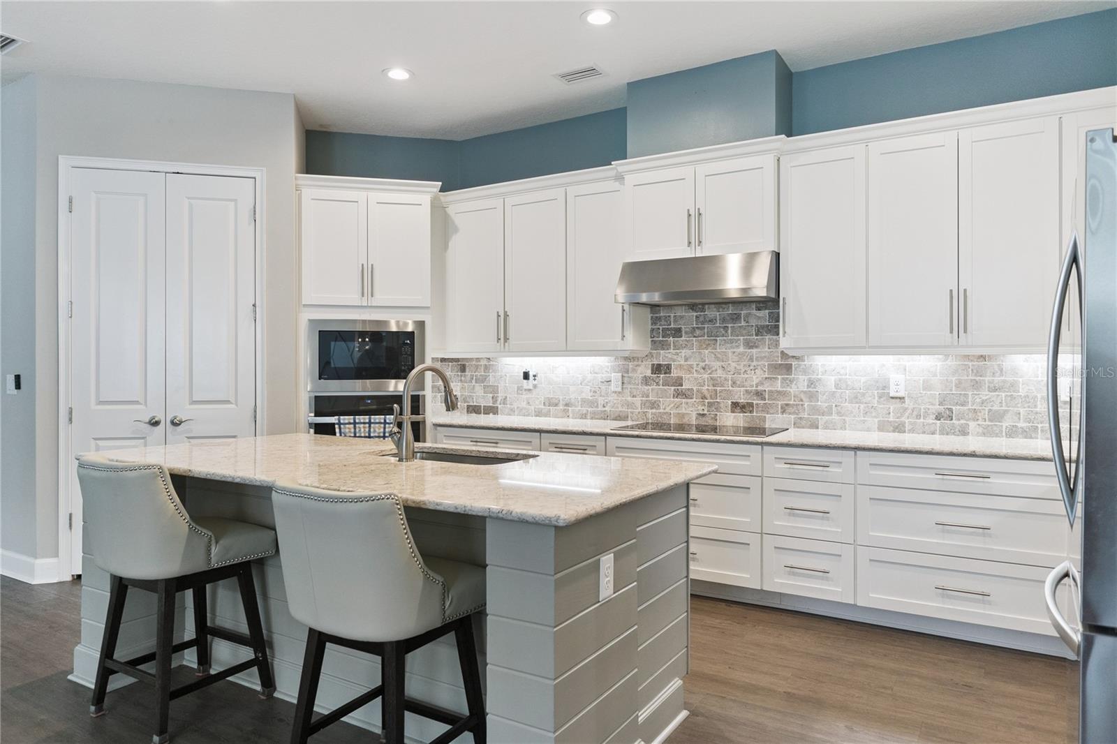 368 STIRLING BRIDGE DR — photo 8