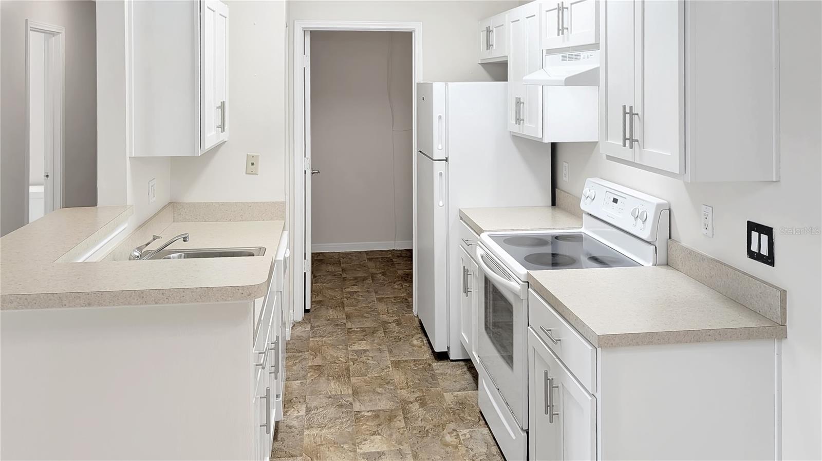 2516 GRASSY POINT DR #306 — photo 7