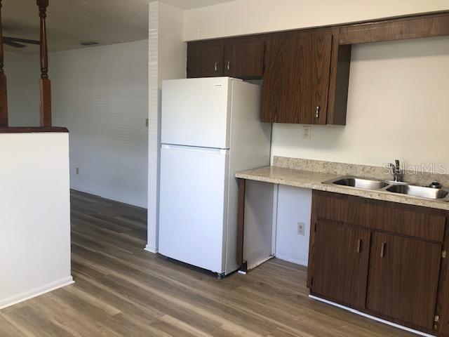 1175 W 16TH ST #B — photo 7