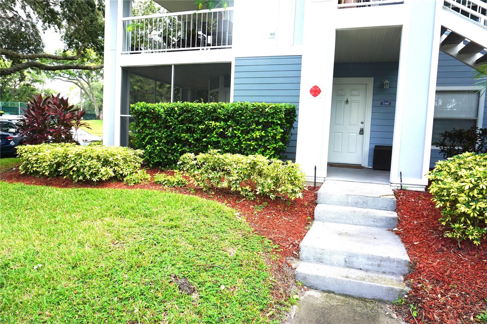 732 SECRET HARBOR LN #100