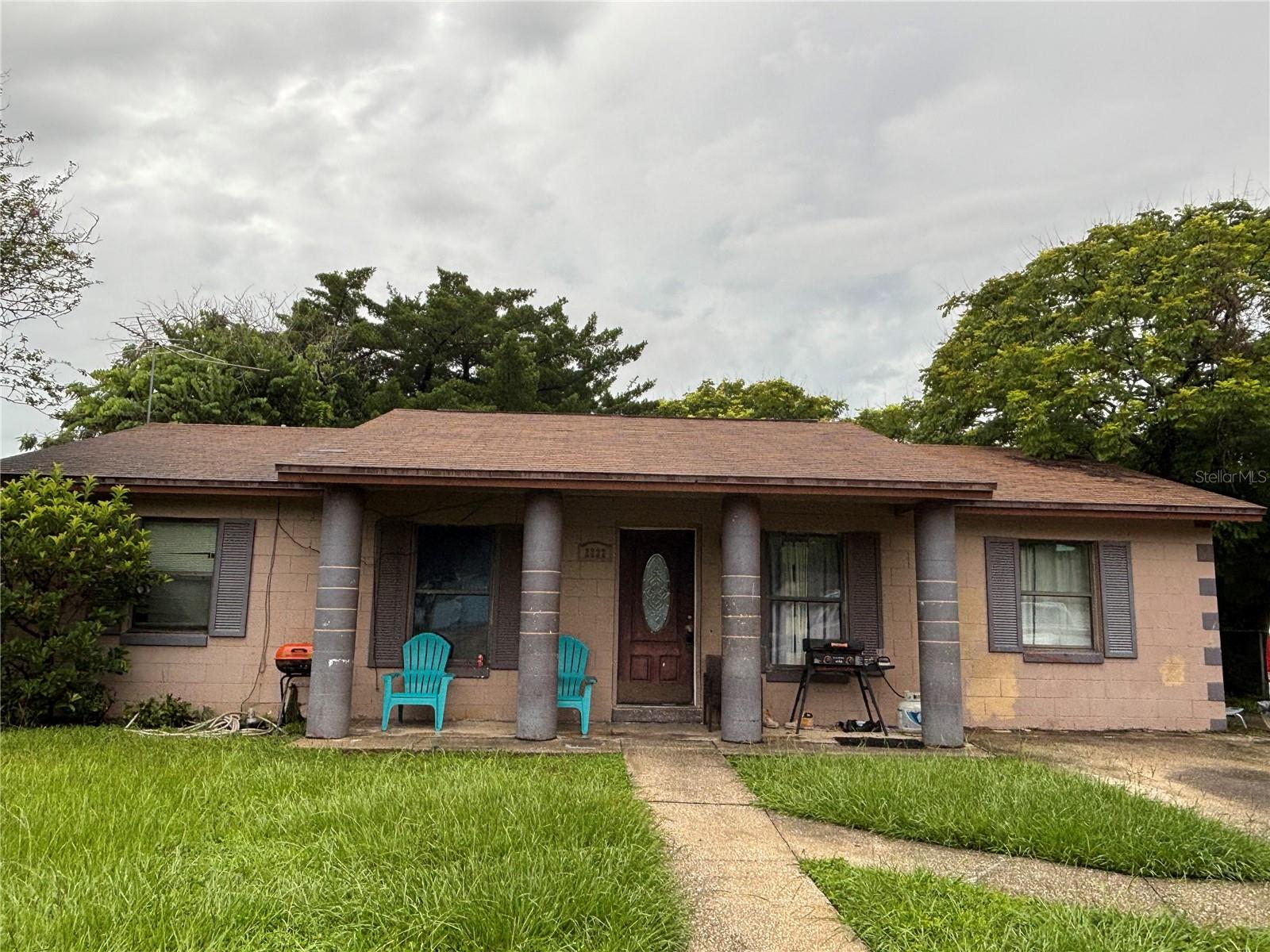 2222 HARTWELL AVE — photo 2