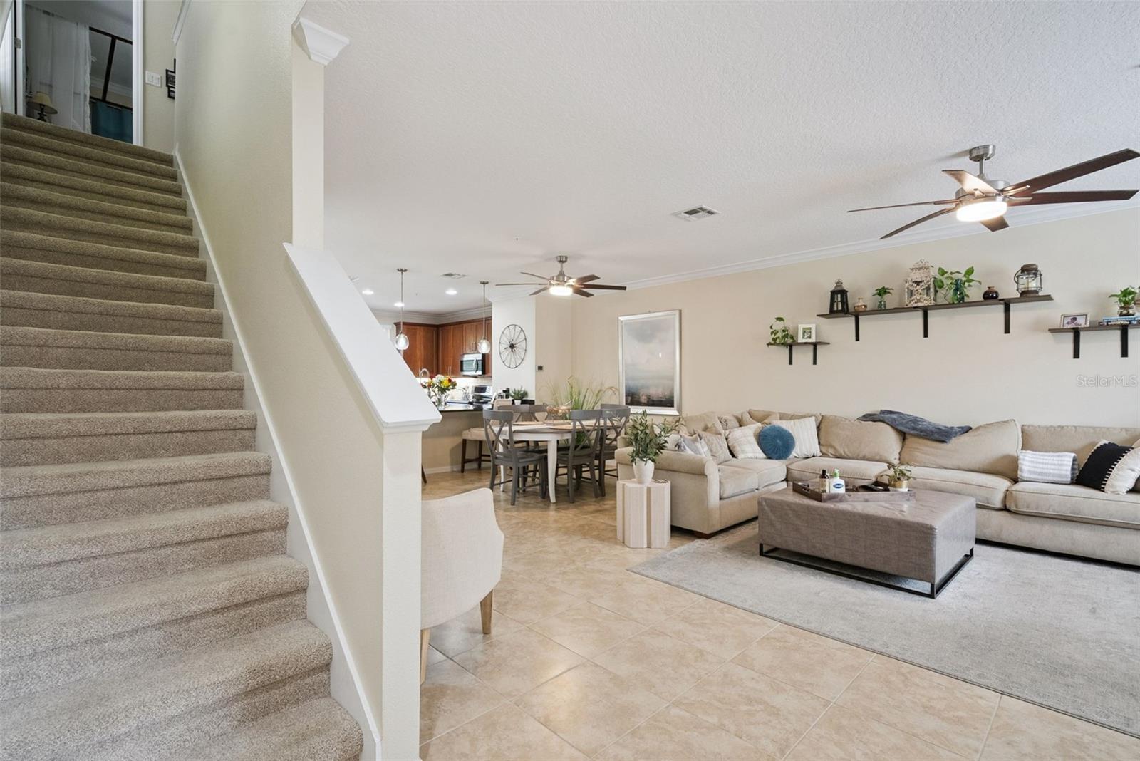 624 PENSACOLA LN — photo 7