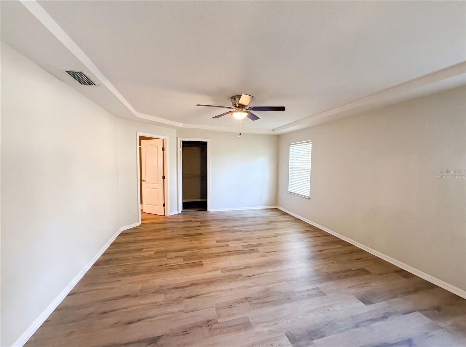 431 HARBOUR LIGHTS DR — photo 4