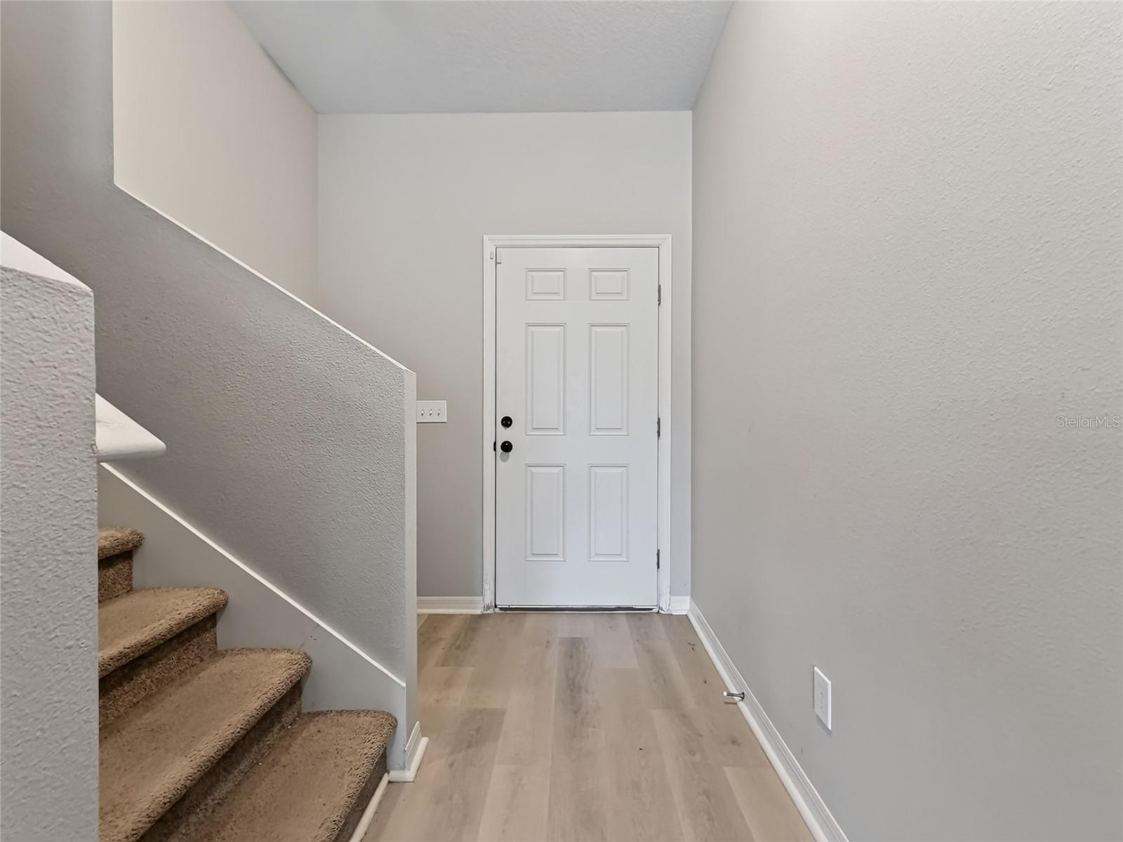 2610 FLICKER CV — photo 5