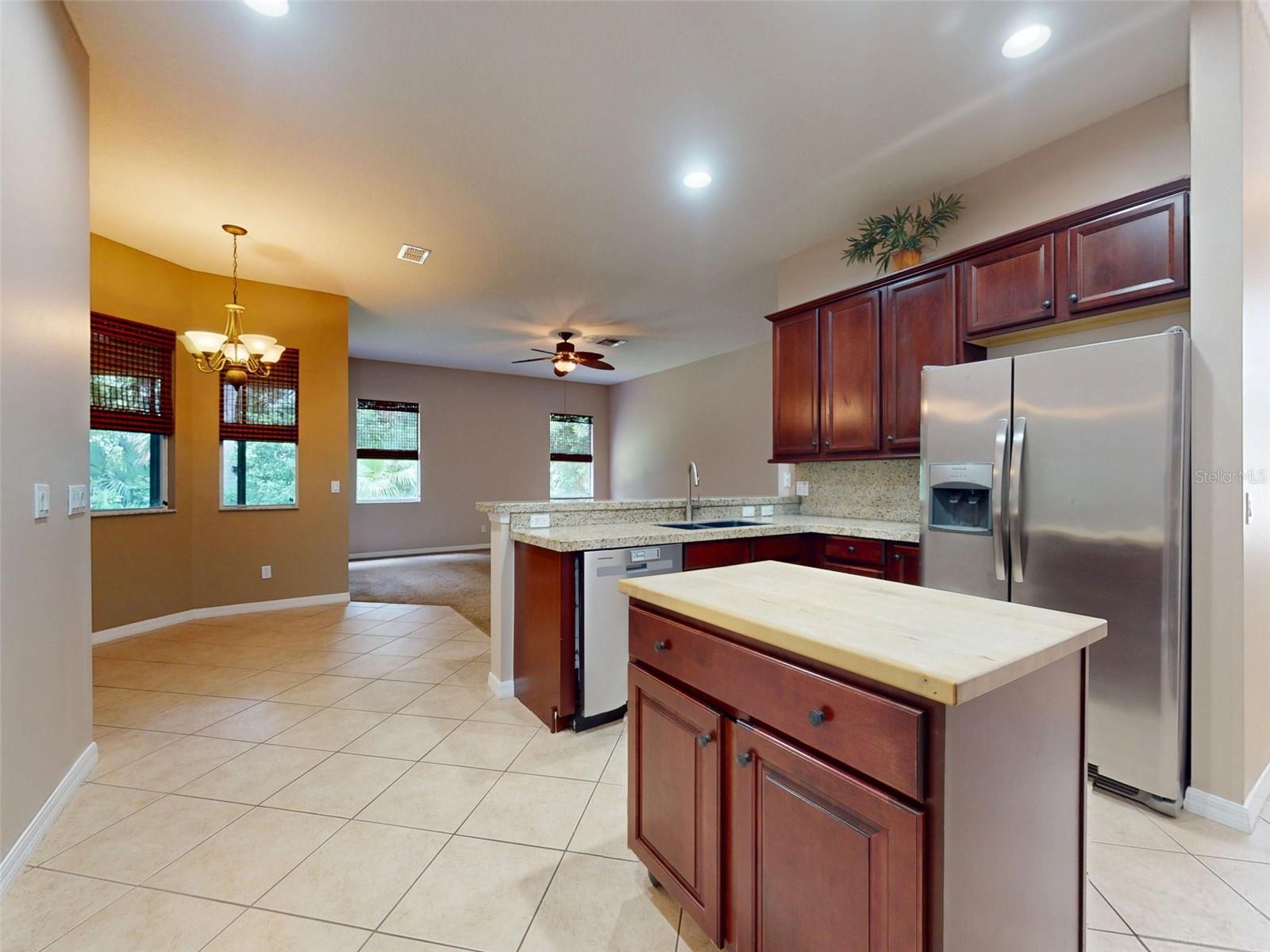 5126 MAJESTIC WOODS PL — photo 10