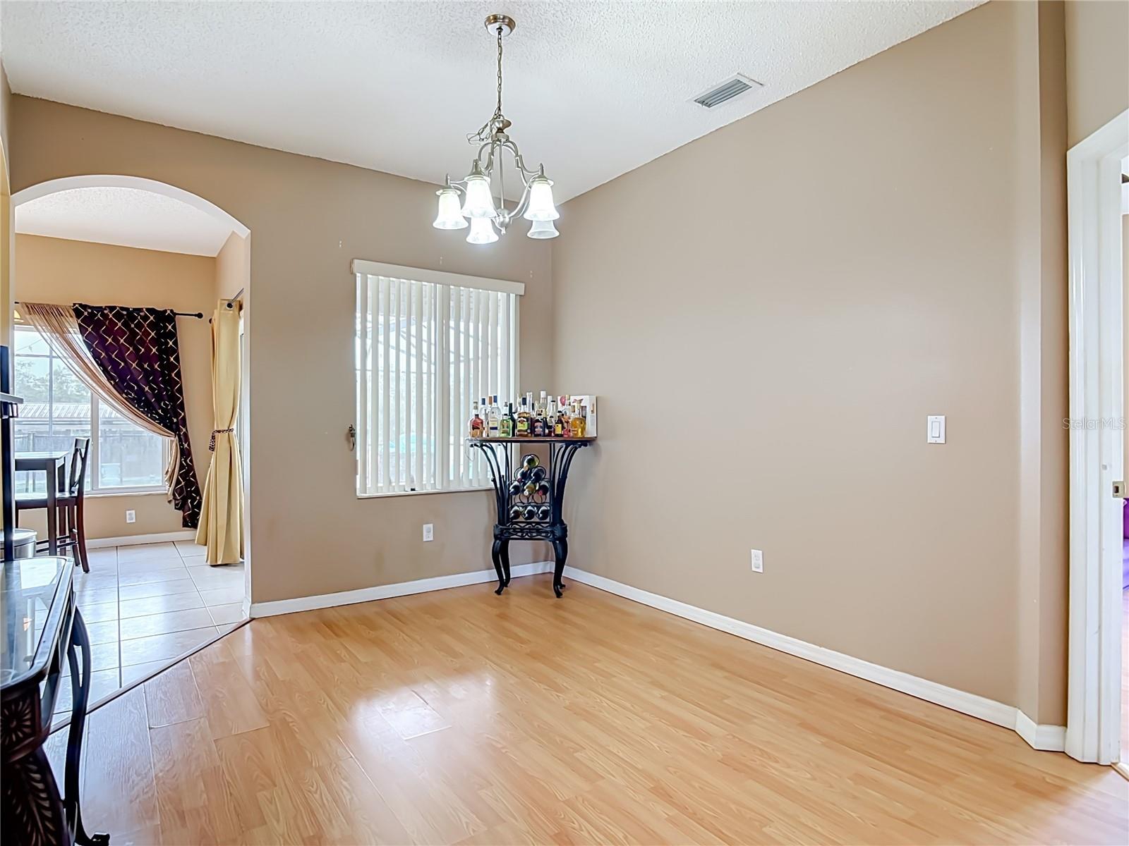 2136 CARLA DR — photo 12