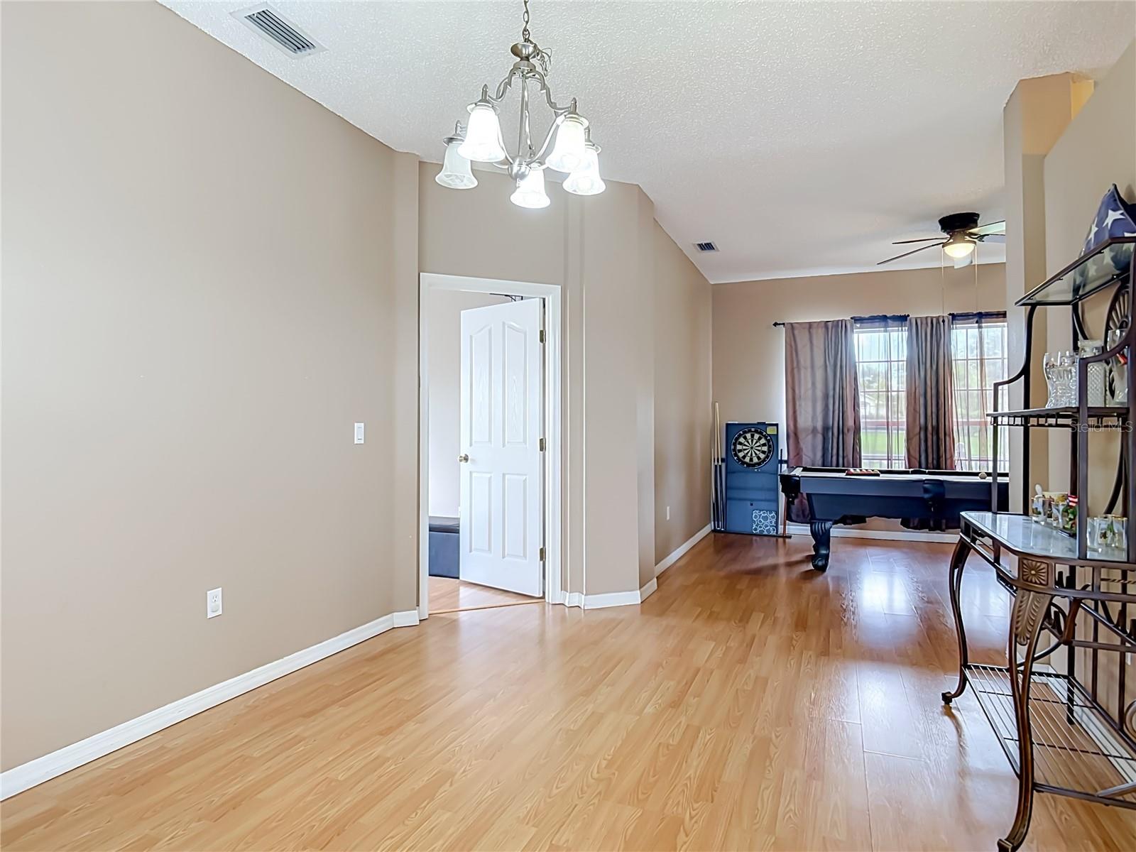 2136 CARLA DR — photo 6