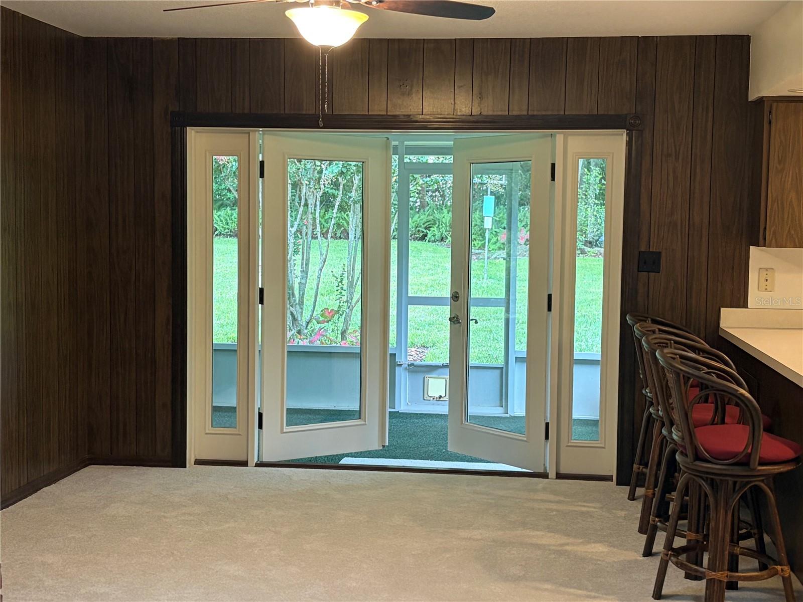 120 LARKWOOD DR — photo 12
