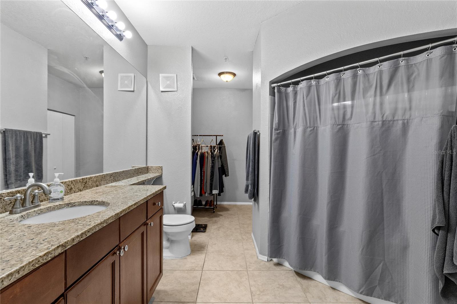 114 VISTA VERDI CIR #216 — photo 4