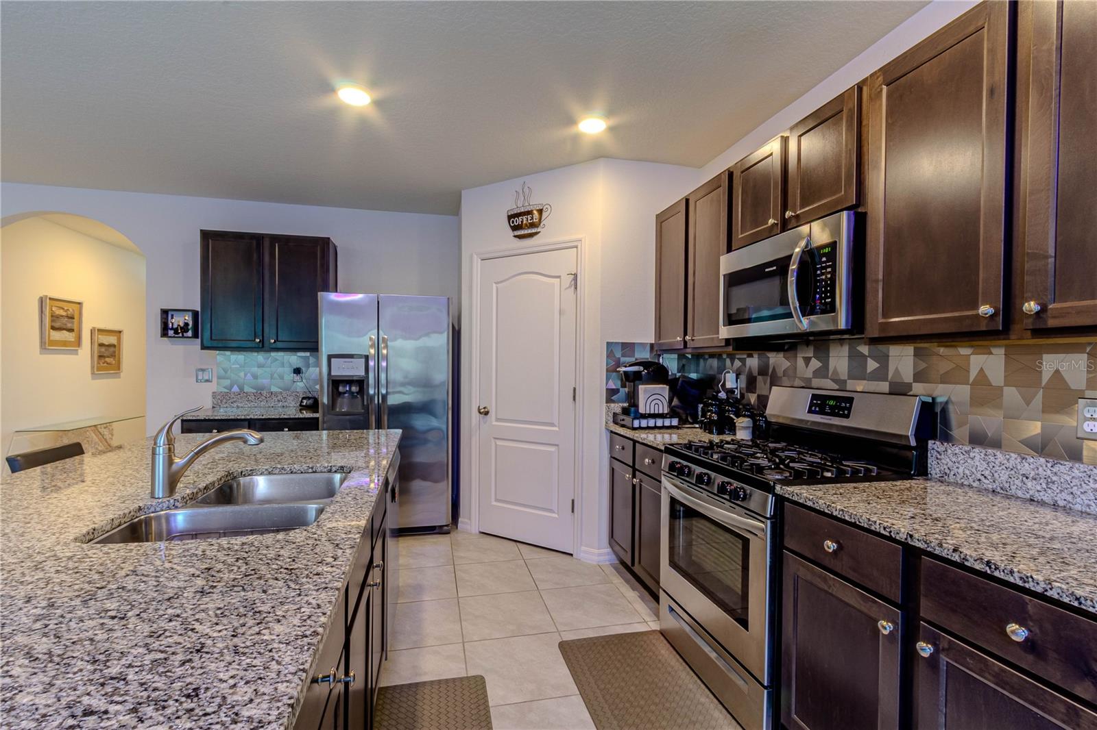 247 LAZIO CIR — photo 4