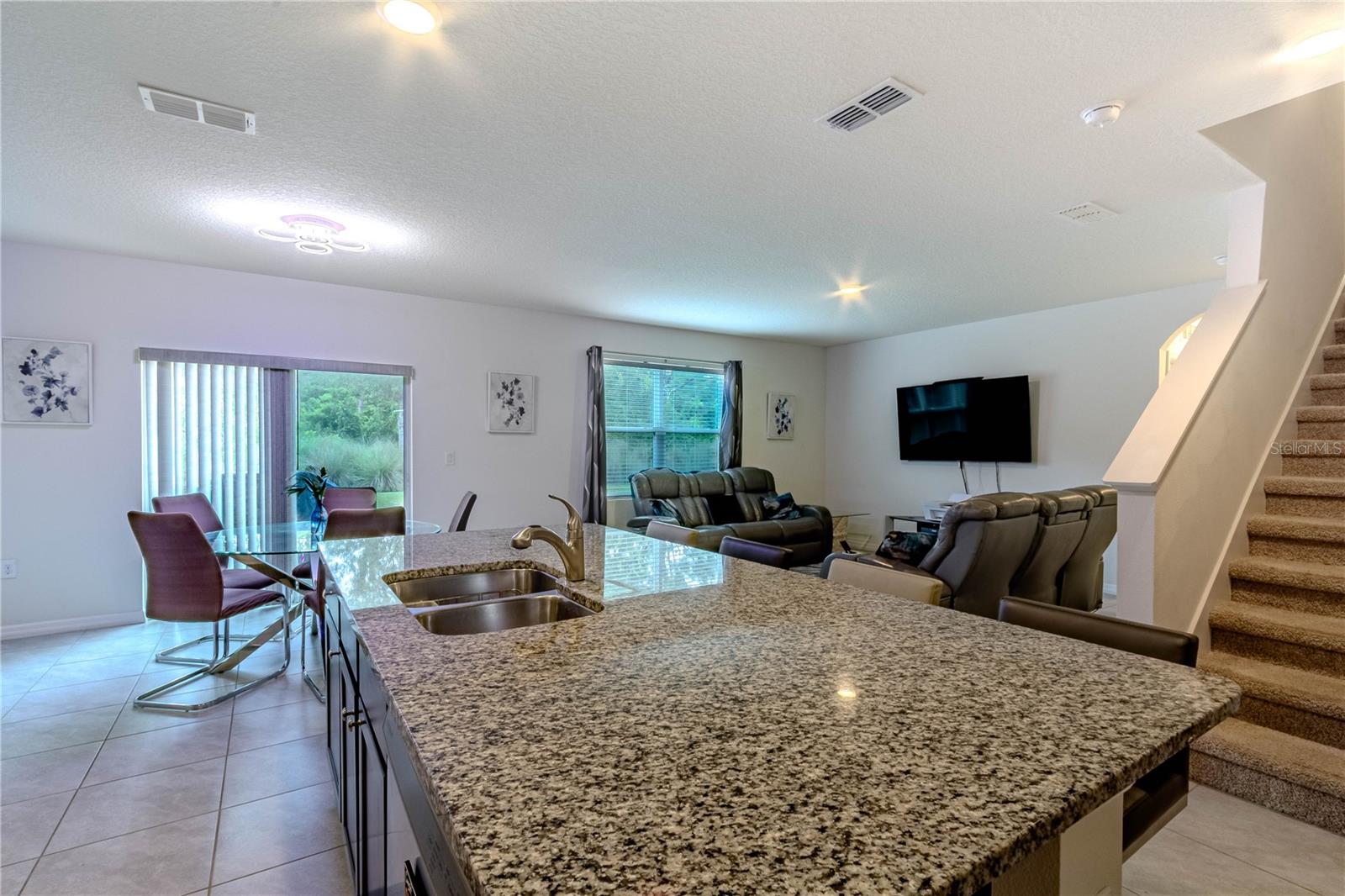 247 LAZIO CIR — photo 6