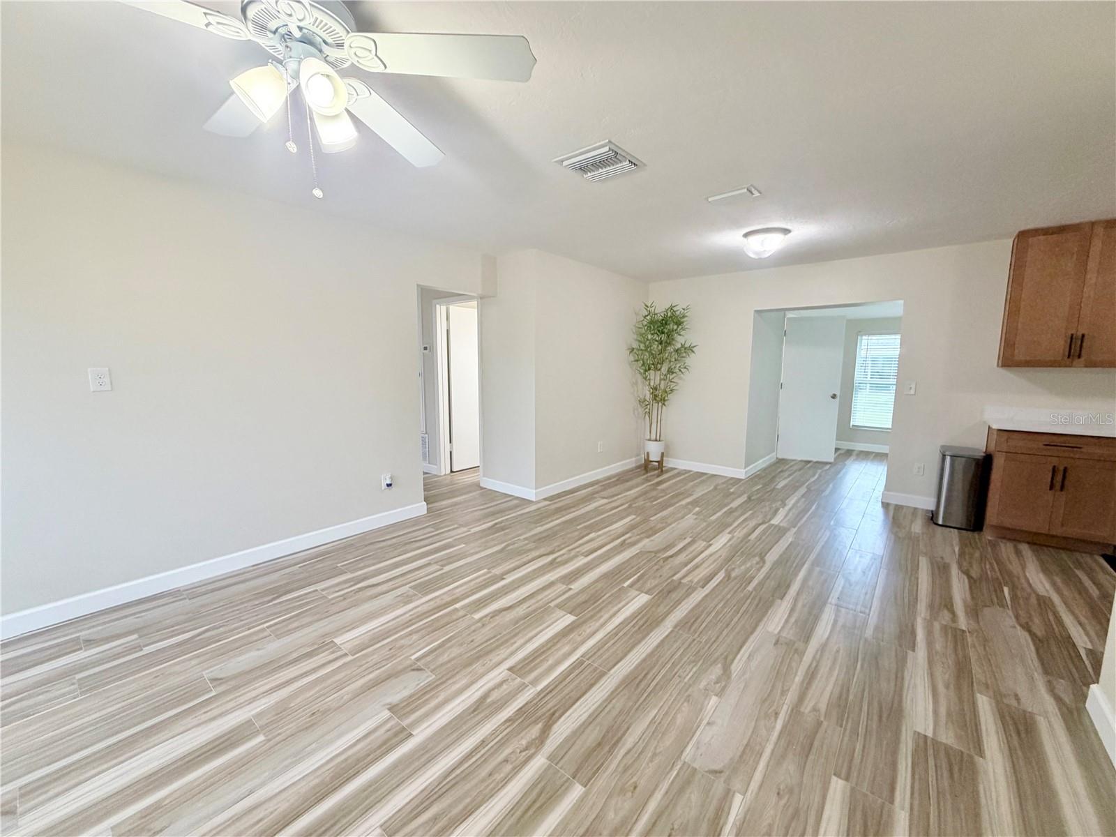 1650 HASTINGS DR — photo 6