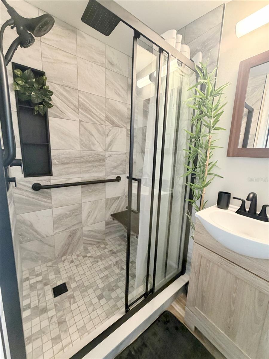 1650 HASTINGS DR — photo 10