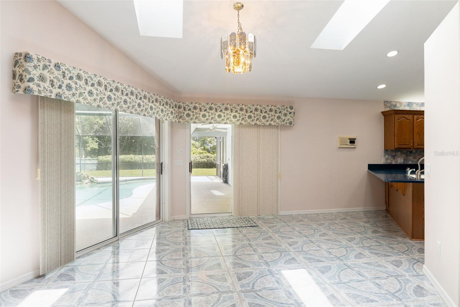 23 WELLSTREAM LN — photo 6