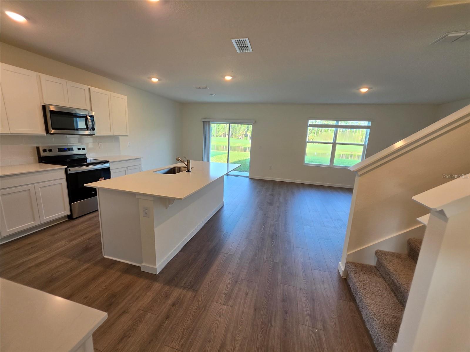 1013 CHAMPION RIDGE DR — photo 9