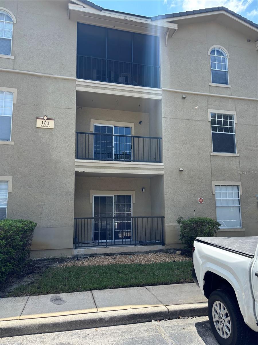 103 VISTA VERDI CIR #229 — photo 3