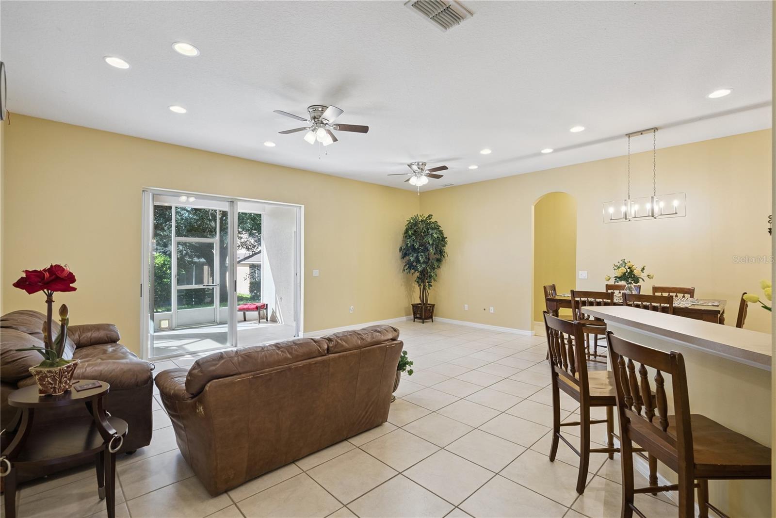1040 KERSFIELD CIR — photo 11