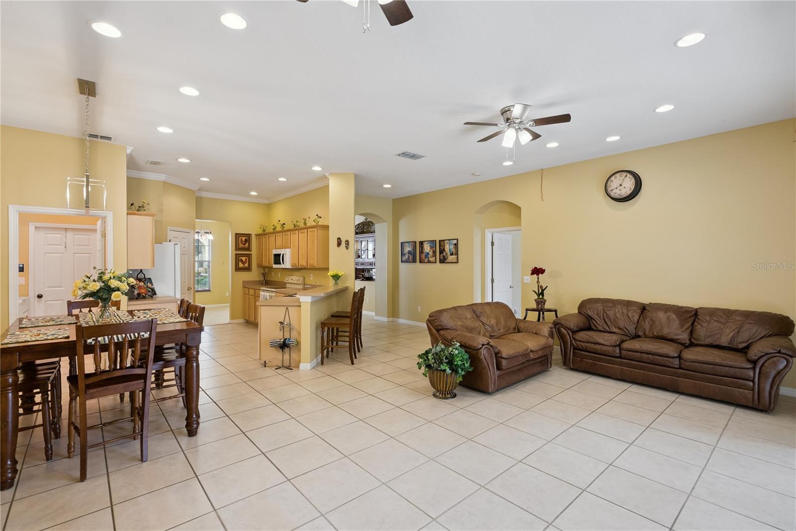 1040 KERSFIELD CIR — photo 12