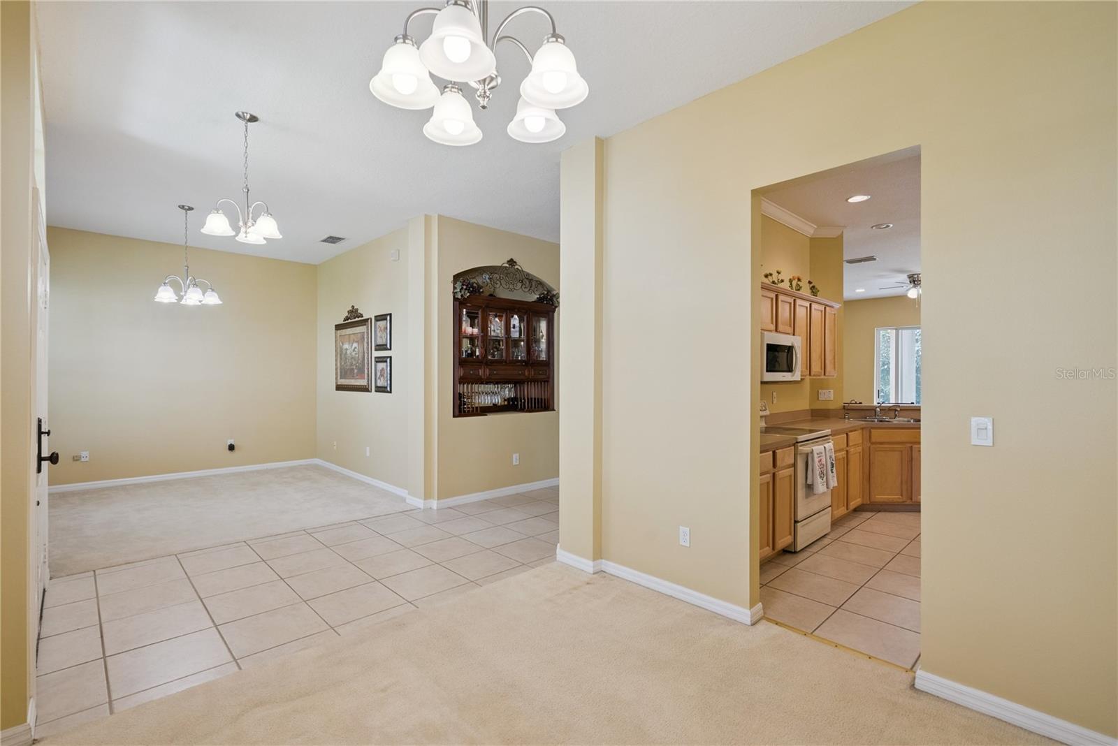 1040 KERSFIELD CIR — photo 6