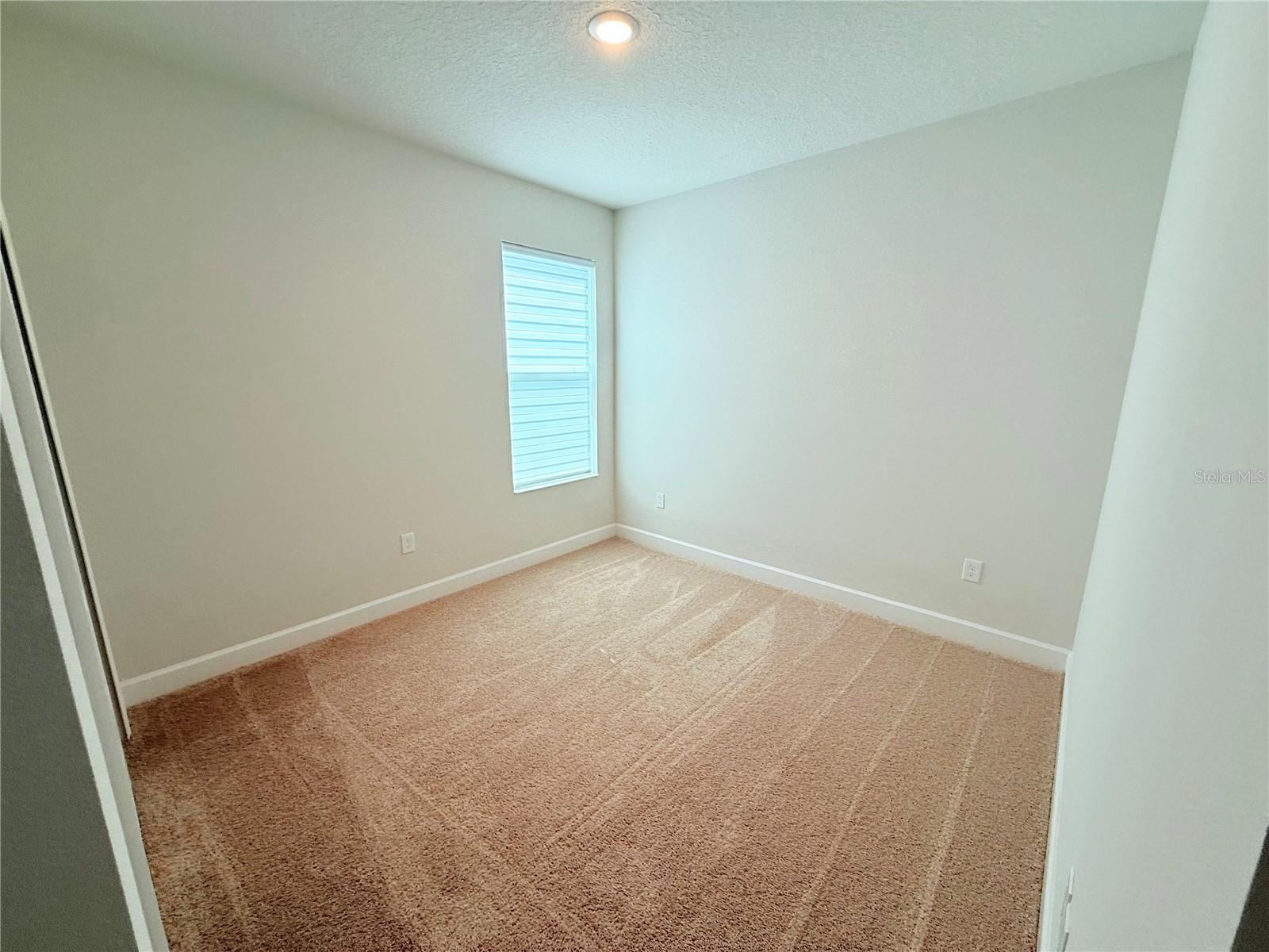 237 STATION LN — photo 7