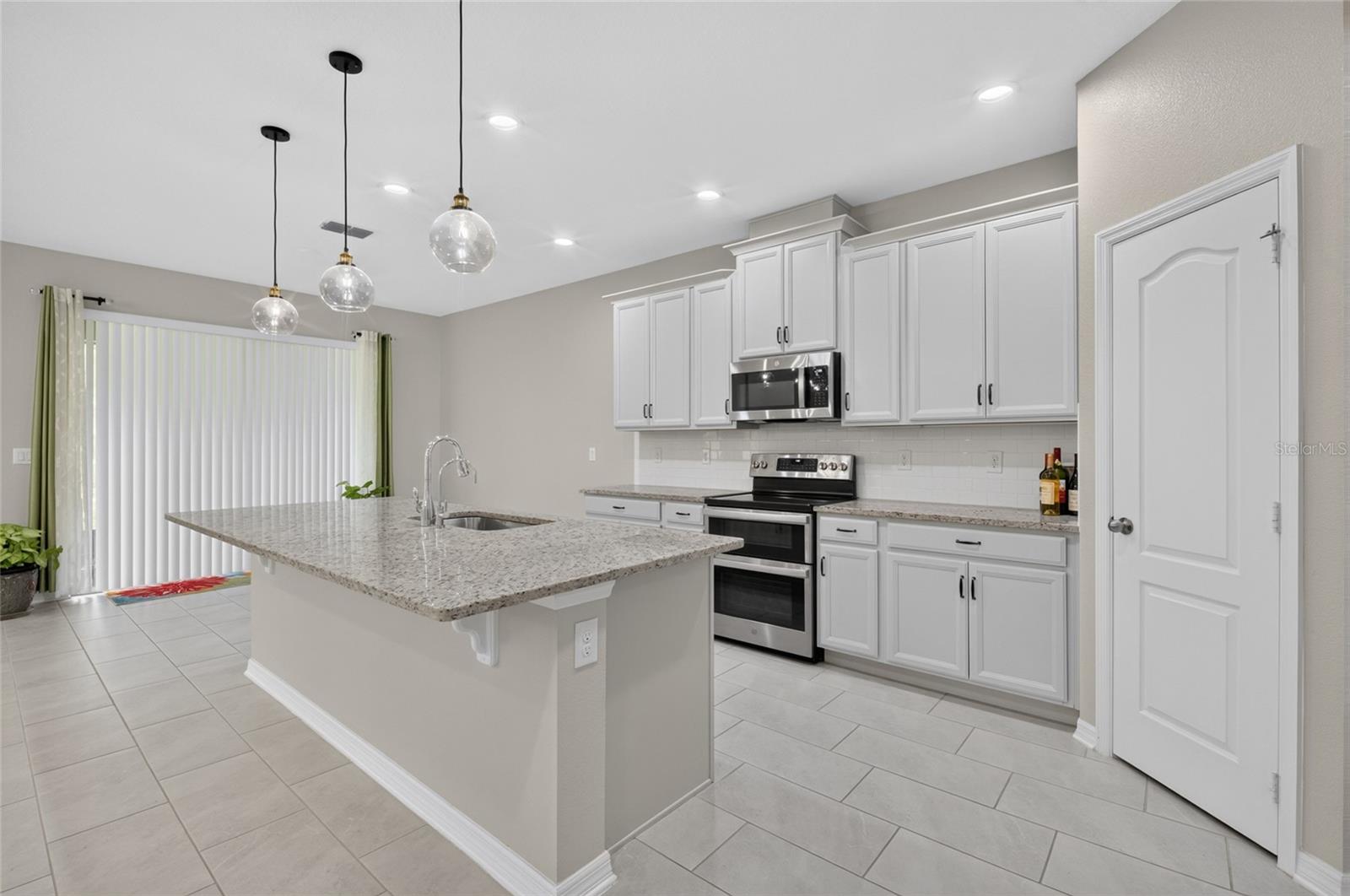 6081 MONTEREY CYPRESS TRL — photo 10