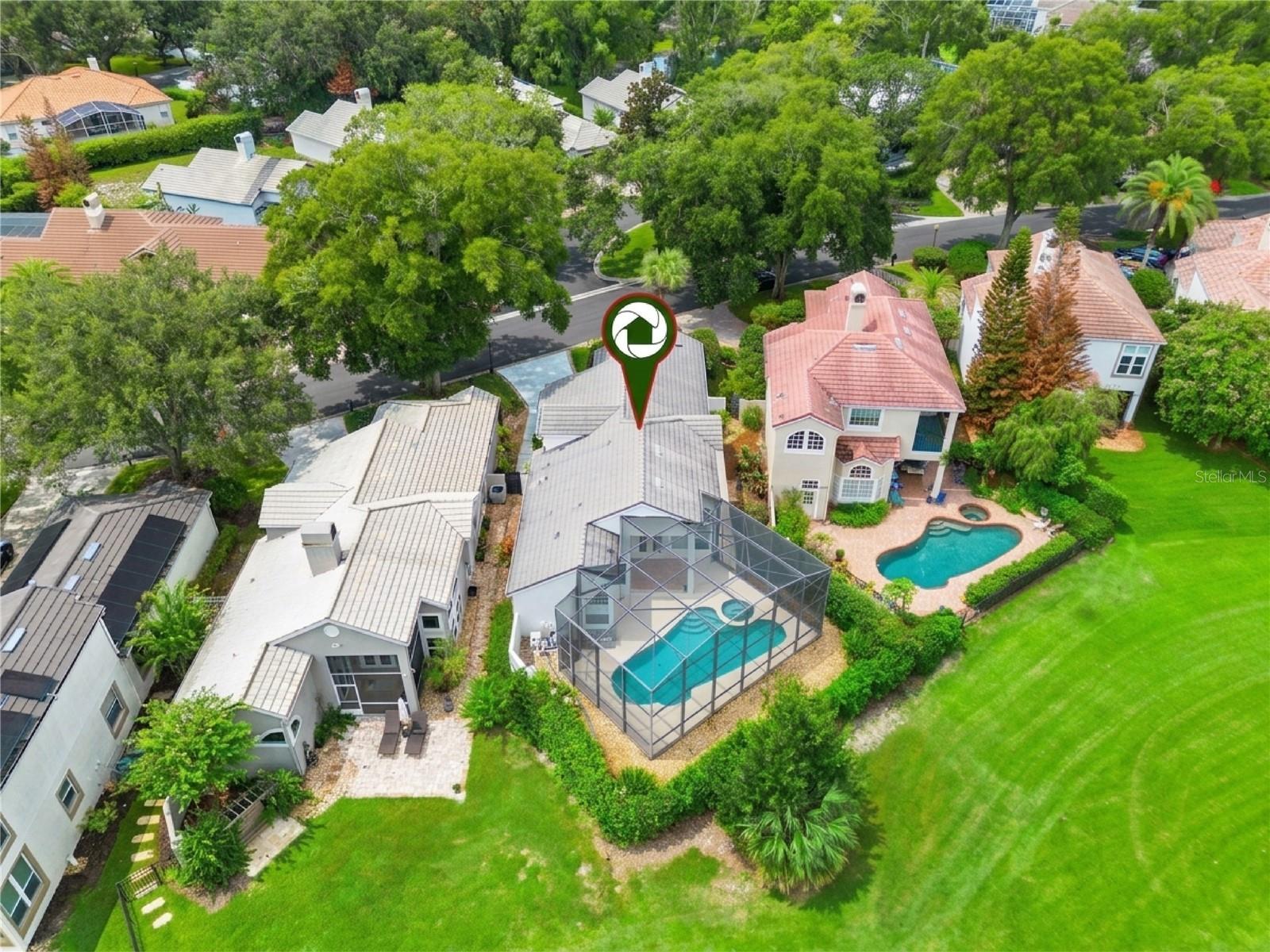 1240 GLENCREST DR — photo 10