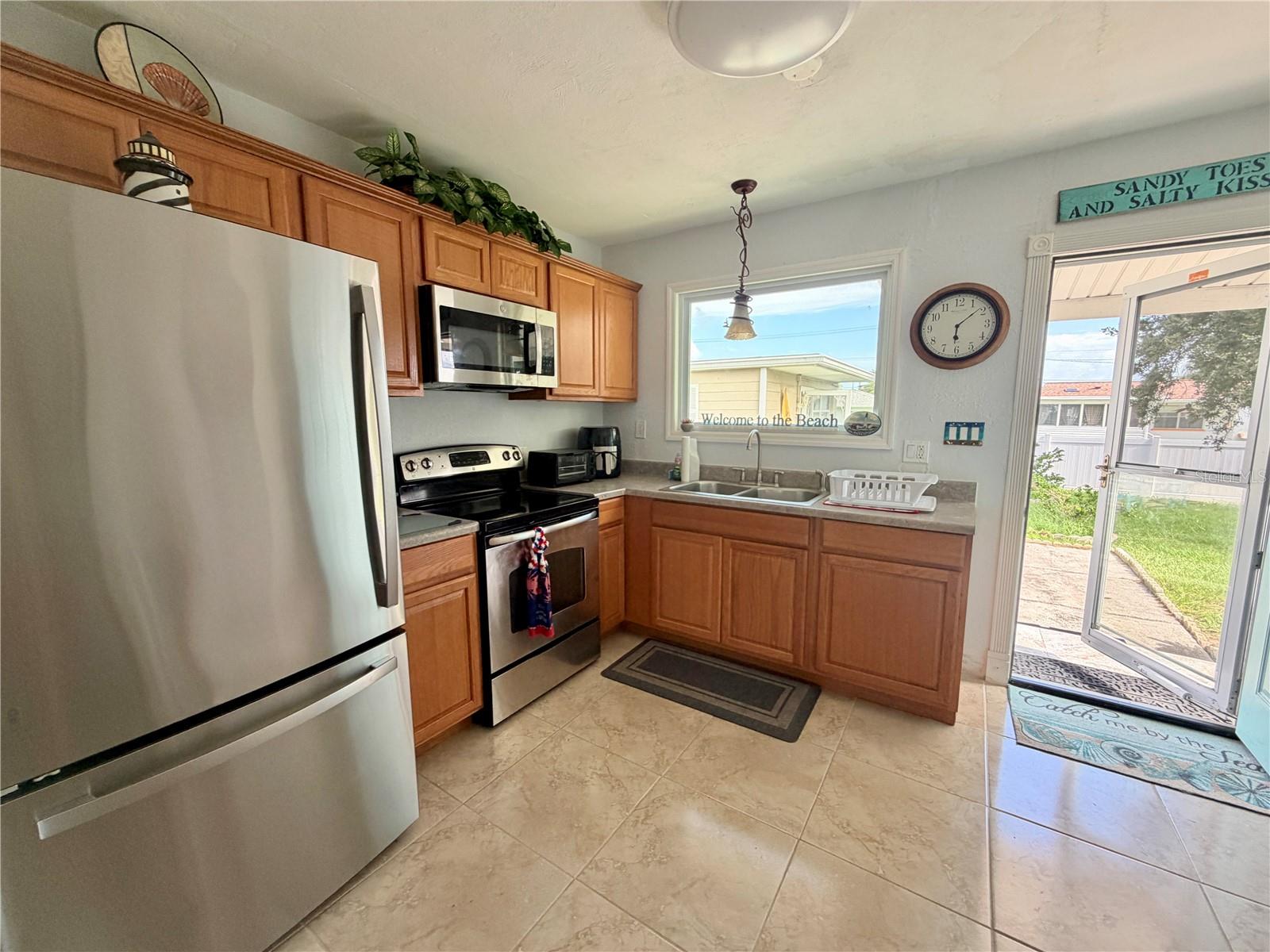231 WILLIAMS AVE — photo 7
