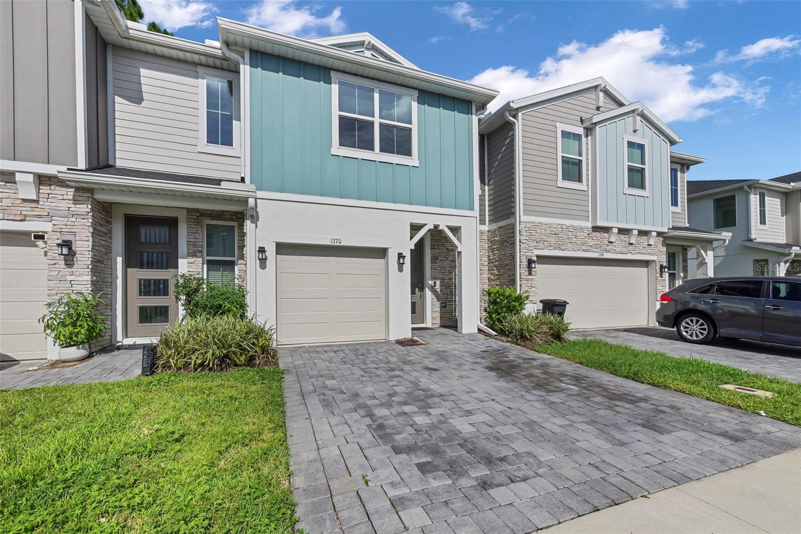 1370 CAPTIVA CV — photo 2