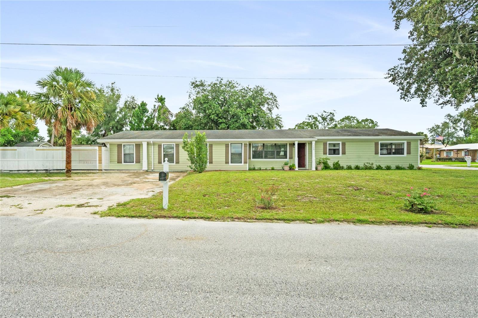 105 MIRROR DR