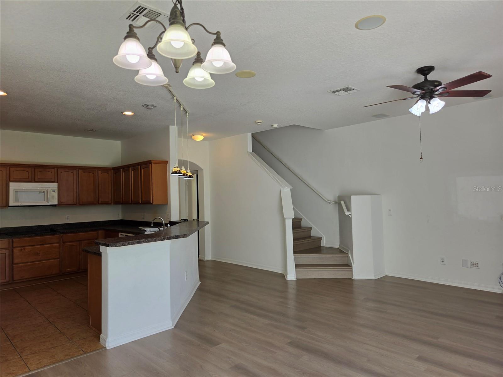 3659 SOARING LN — photo 4