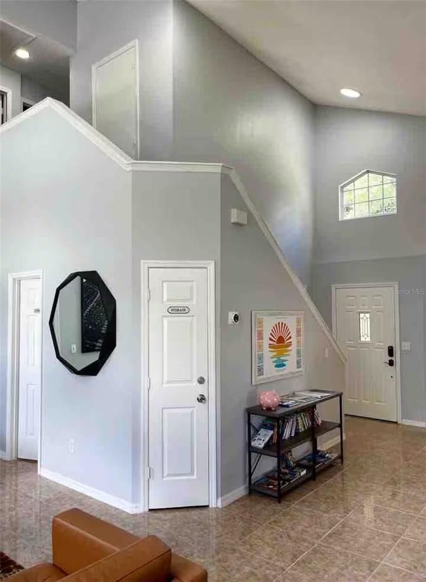 102 W FREDERICK AVE — photo 4