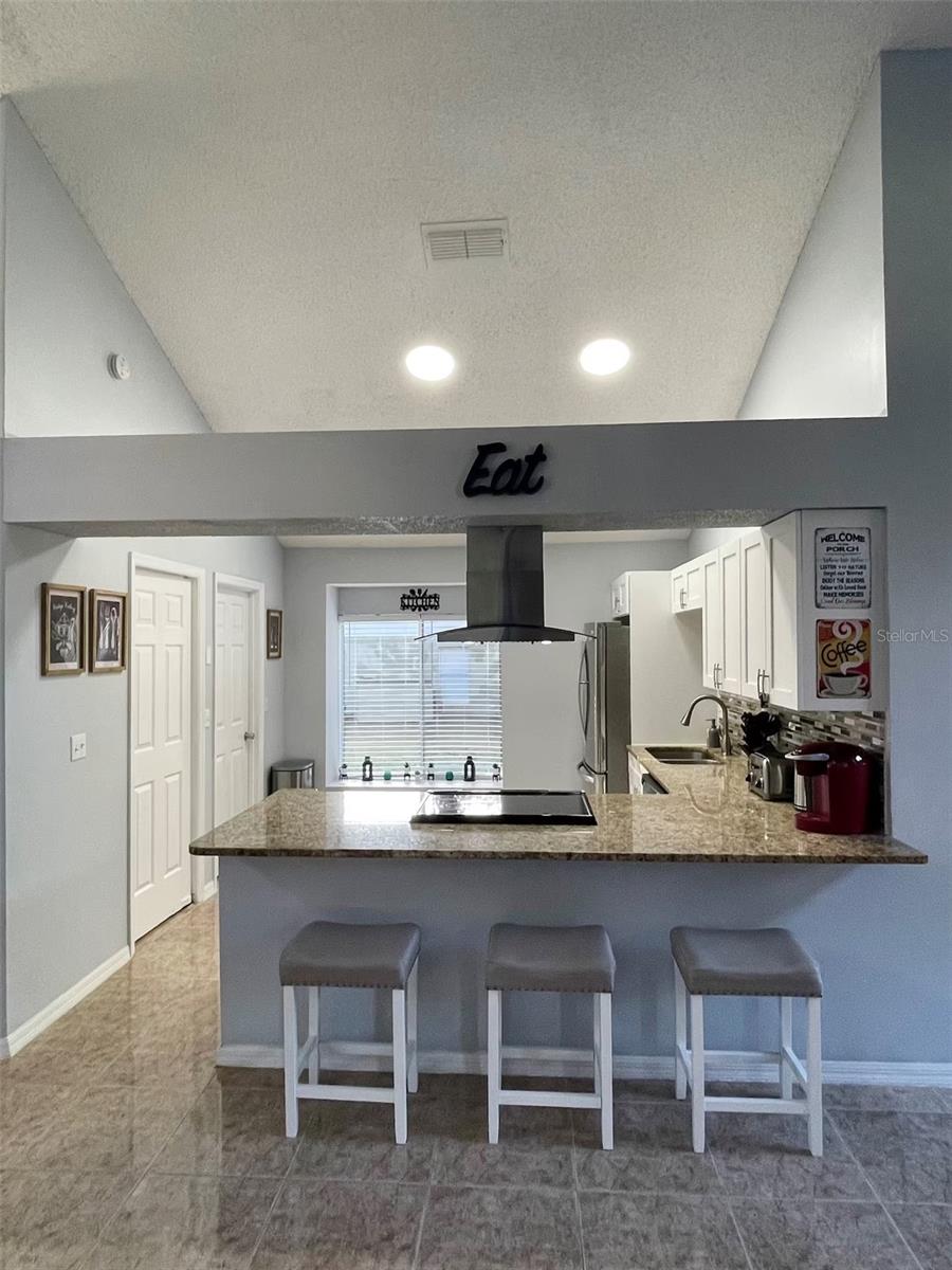 102 W FREDERICK AVE — photo 8
