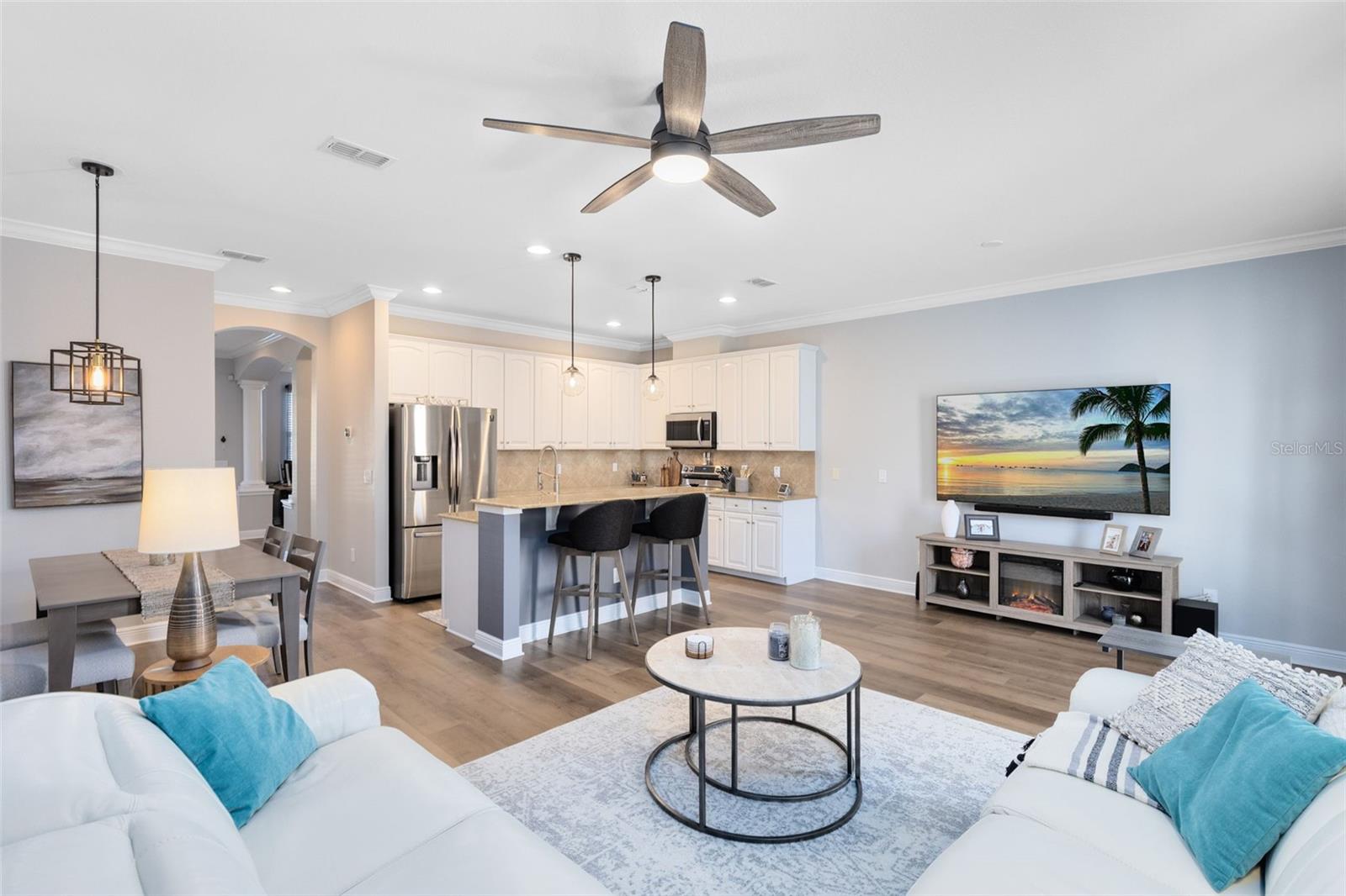 463 ELLIS SQUARE CT — photo 11