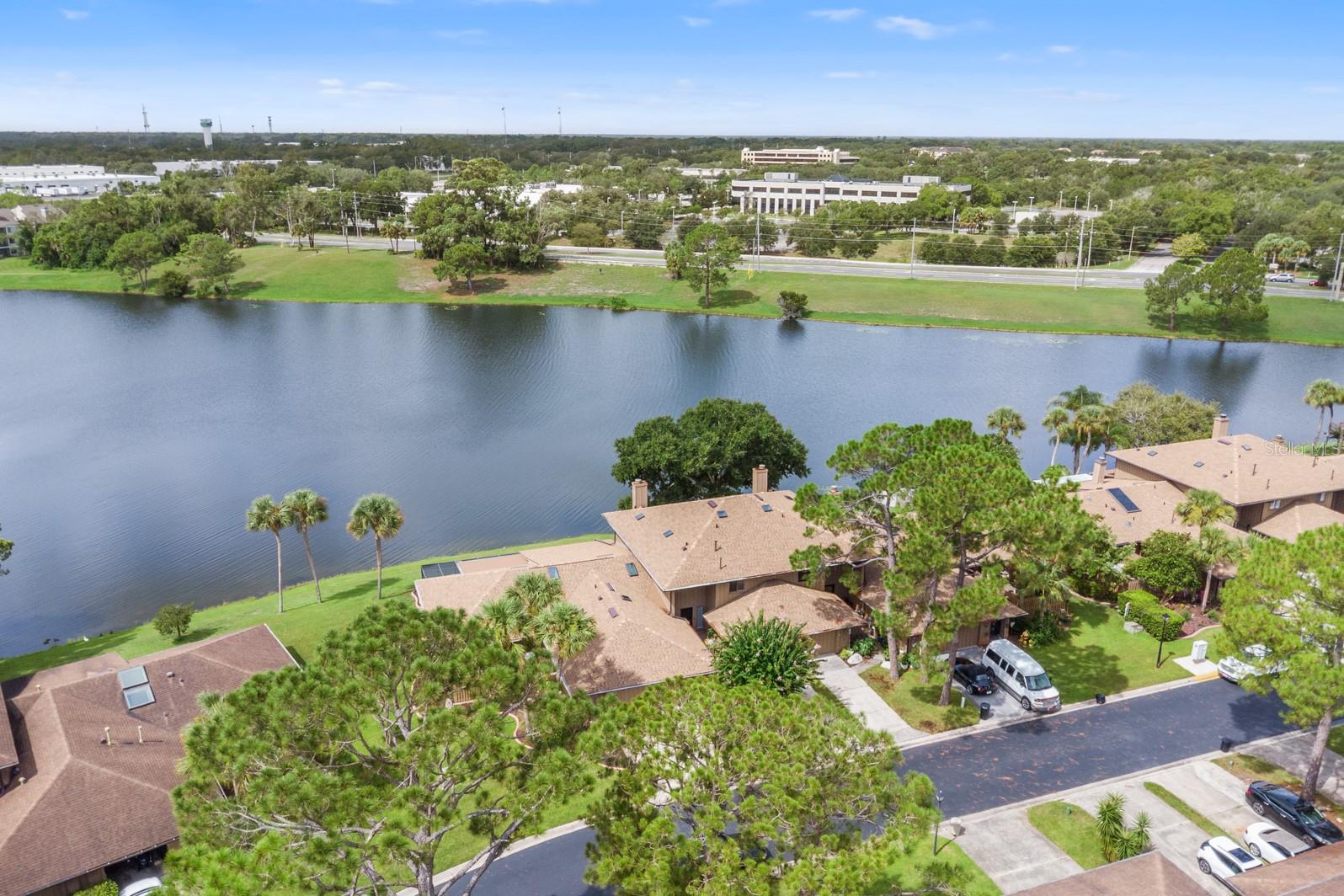 182 HERON BAY CIR — photo 5