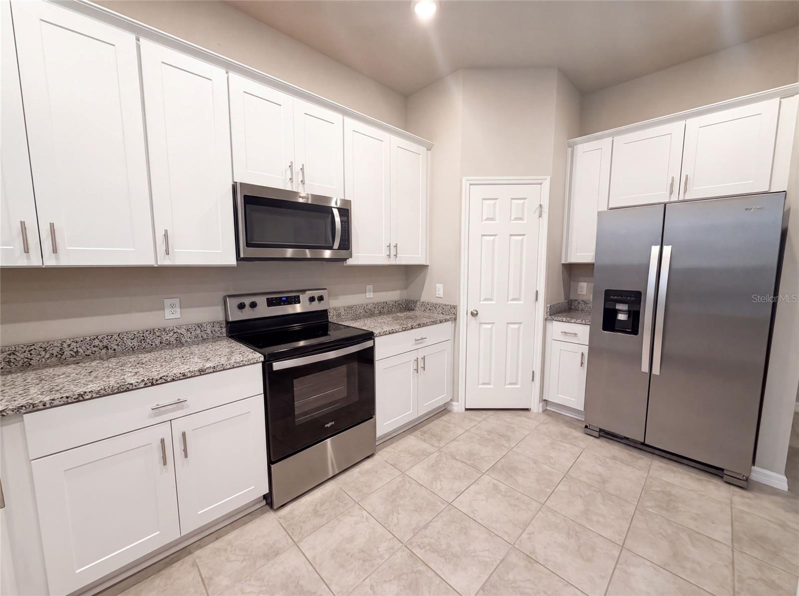 538 VENETIAN PALMS BLVD — photo 6