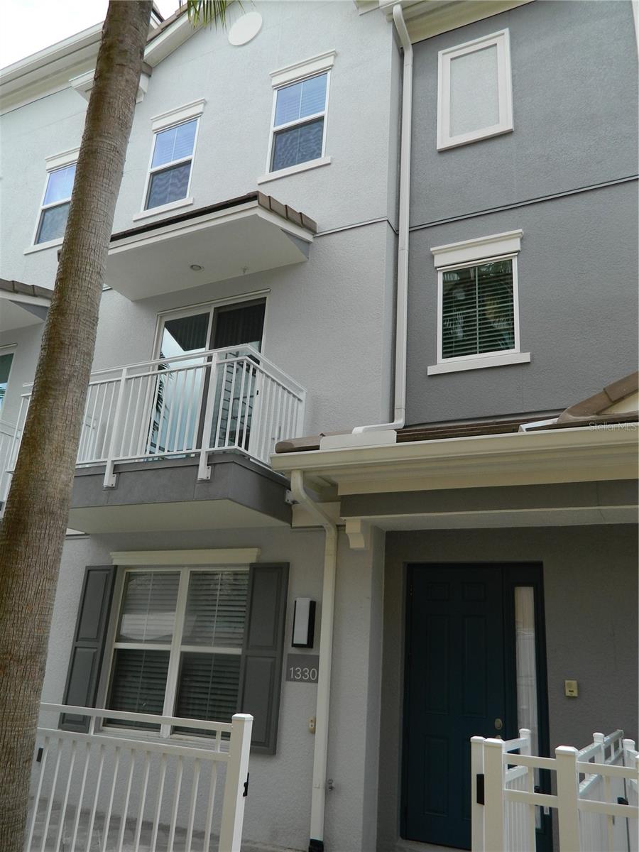 1330 BOLTON PL