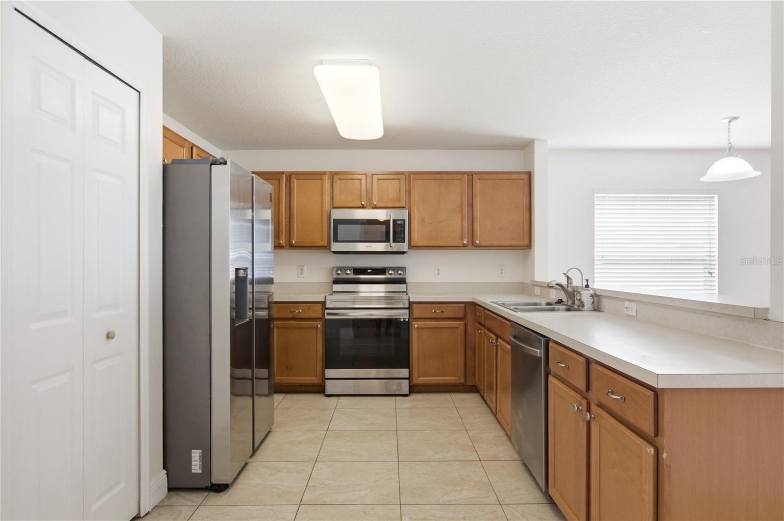 128 BELLA ROSA CIR — photo 12