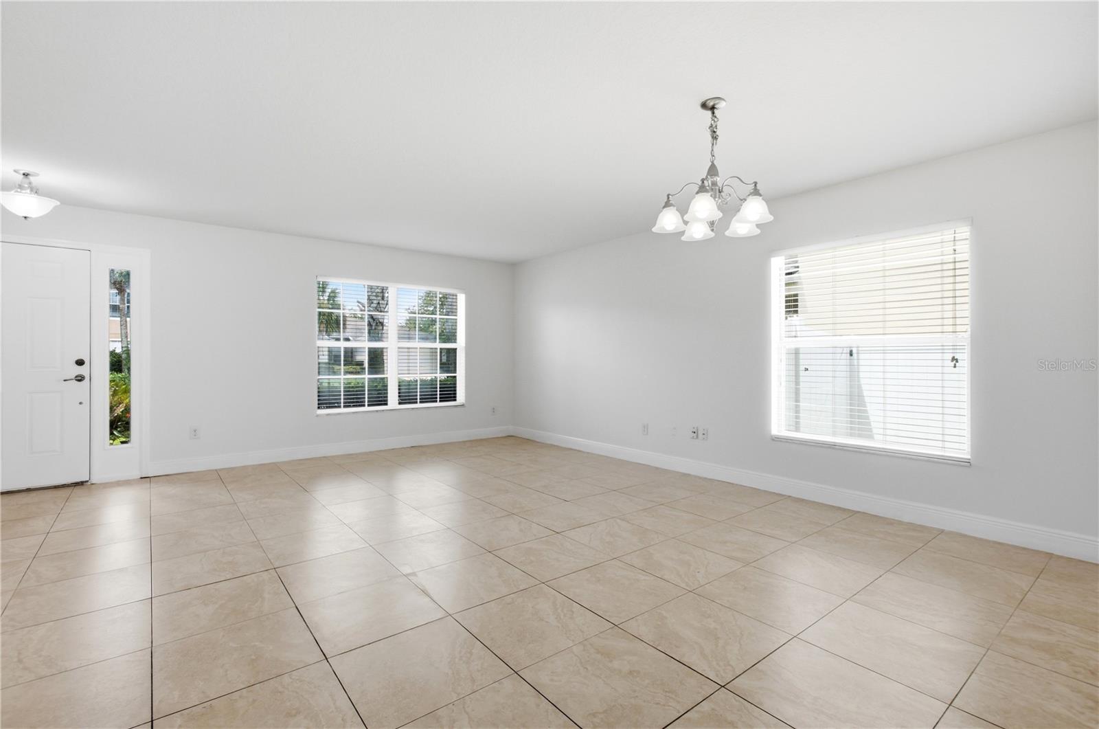 128 BELLA ROSA CIR — photo 10