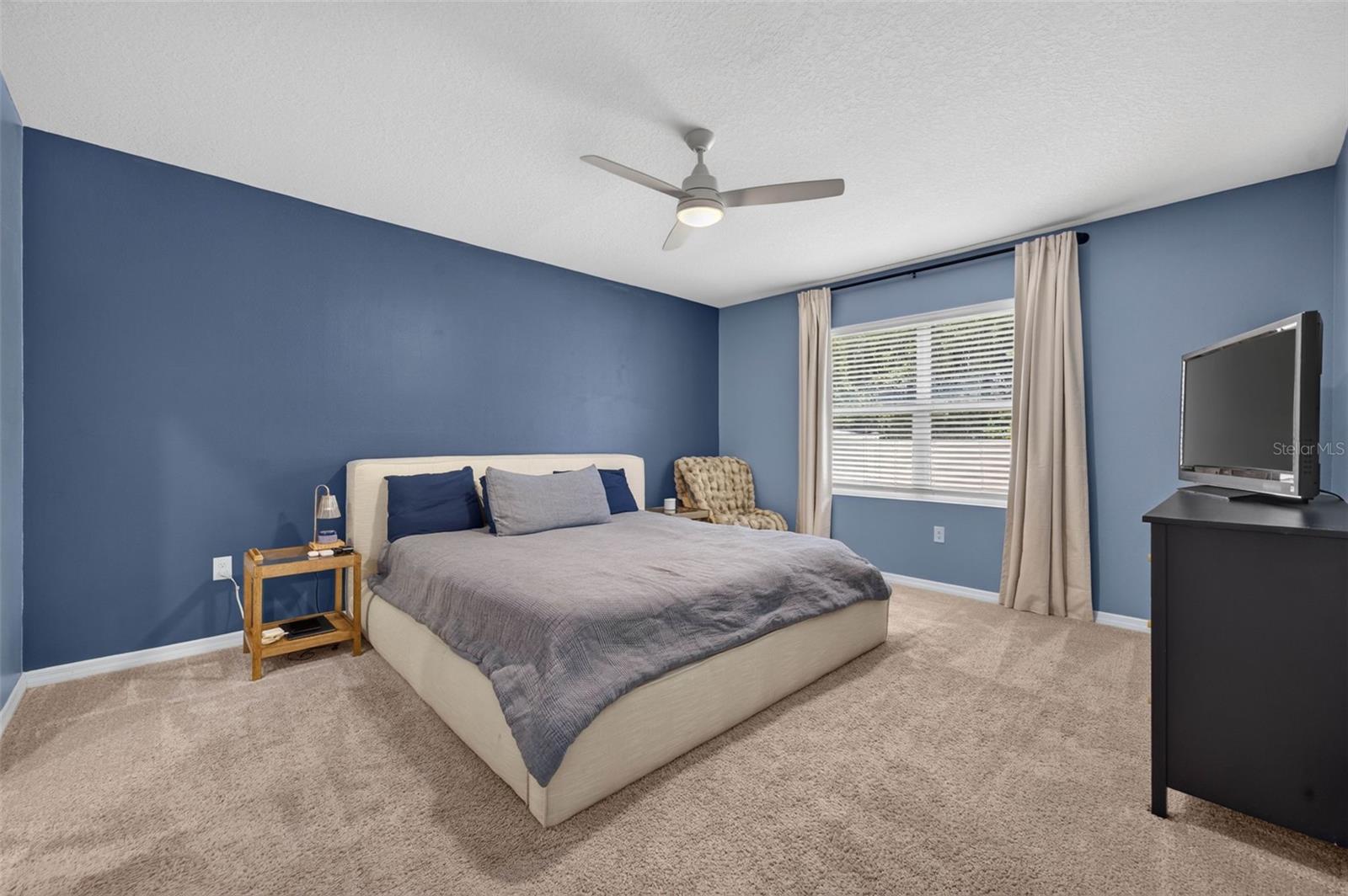 2291 DELHI PL — photo 10