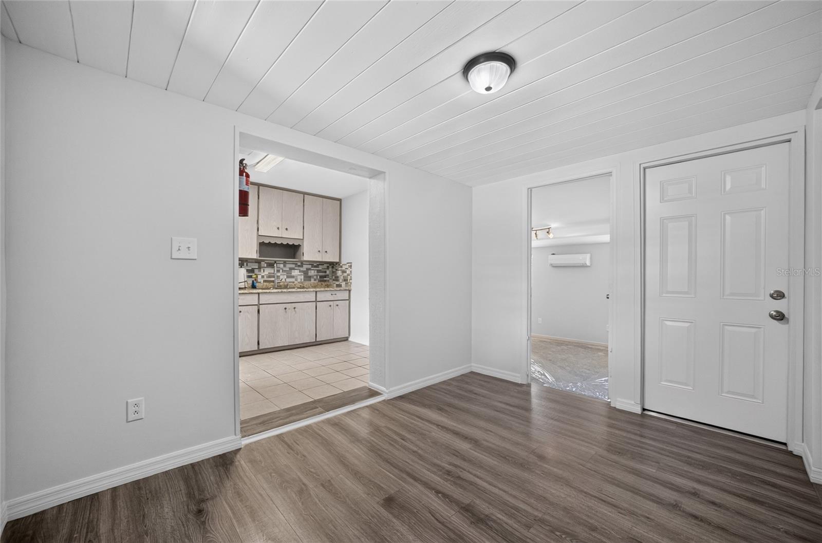 2403 KEY AVE — photo 11