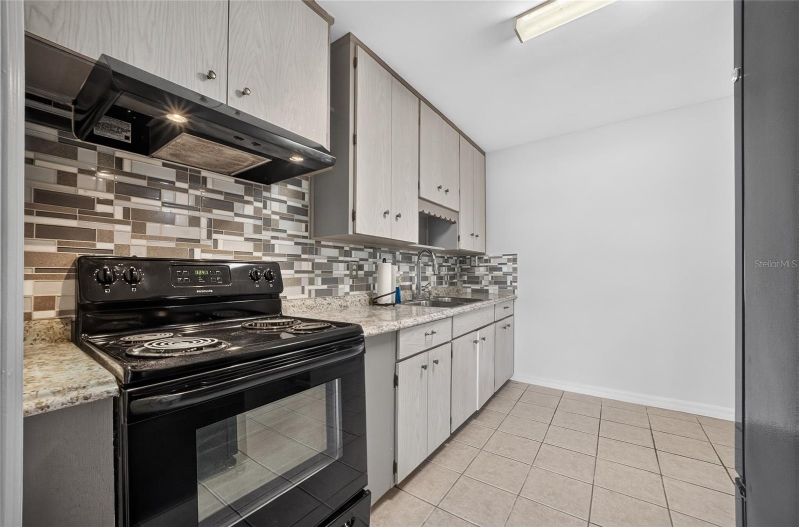 2403 KEY AVE — photo 7