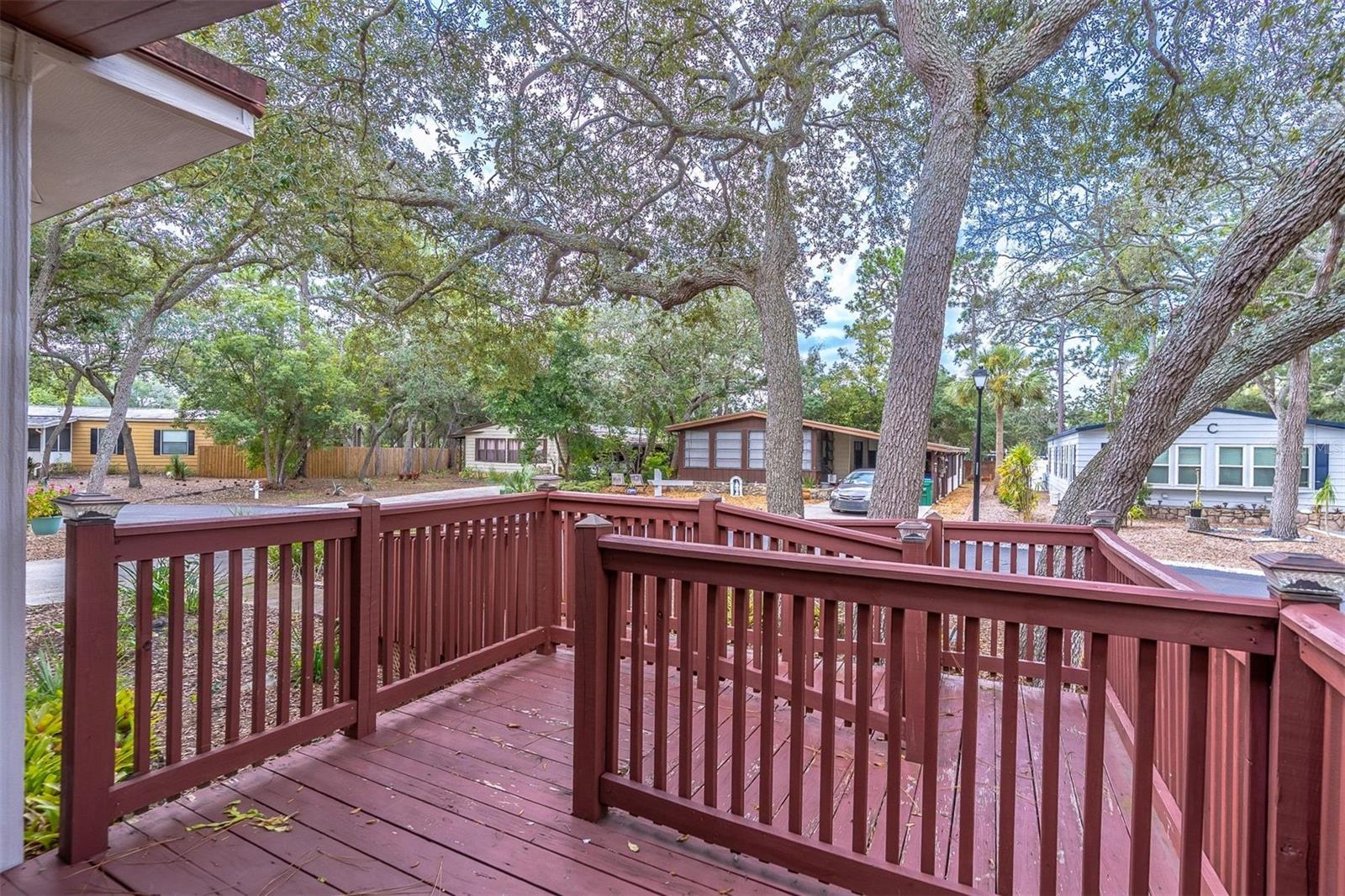 112 E PLANTATION BLVD — photo 9