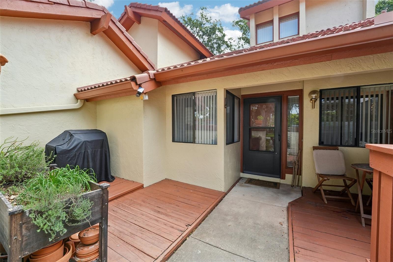 67 VILLAGE CIR #67 — photo 2