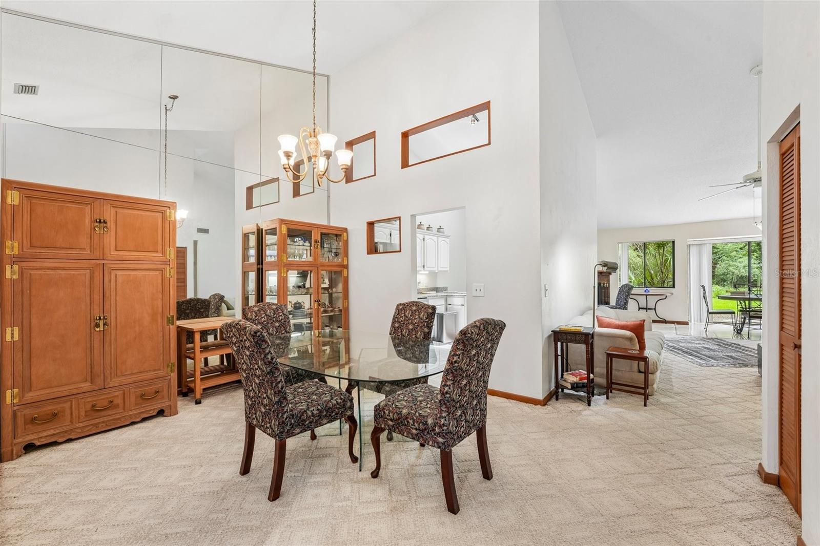 67 VILLAGE CIR #67 — photo 6