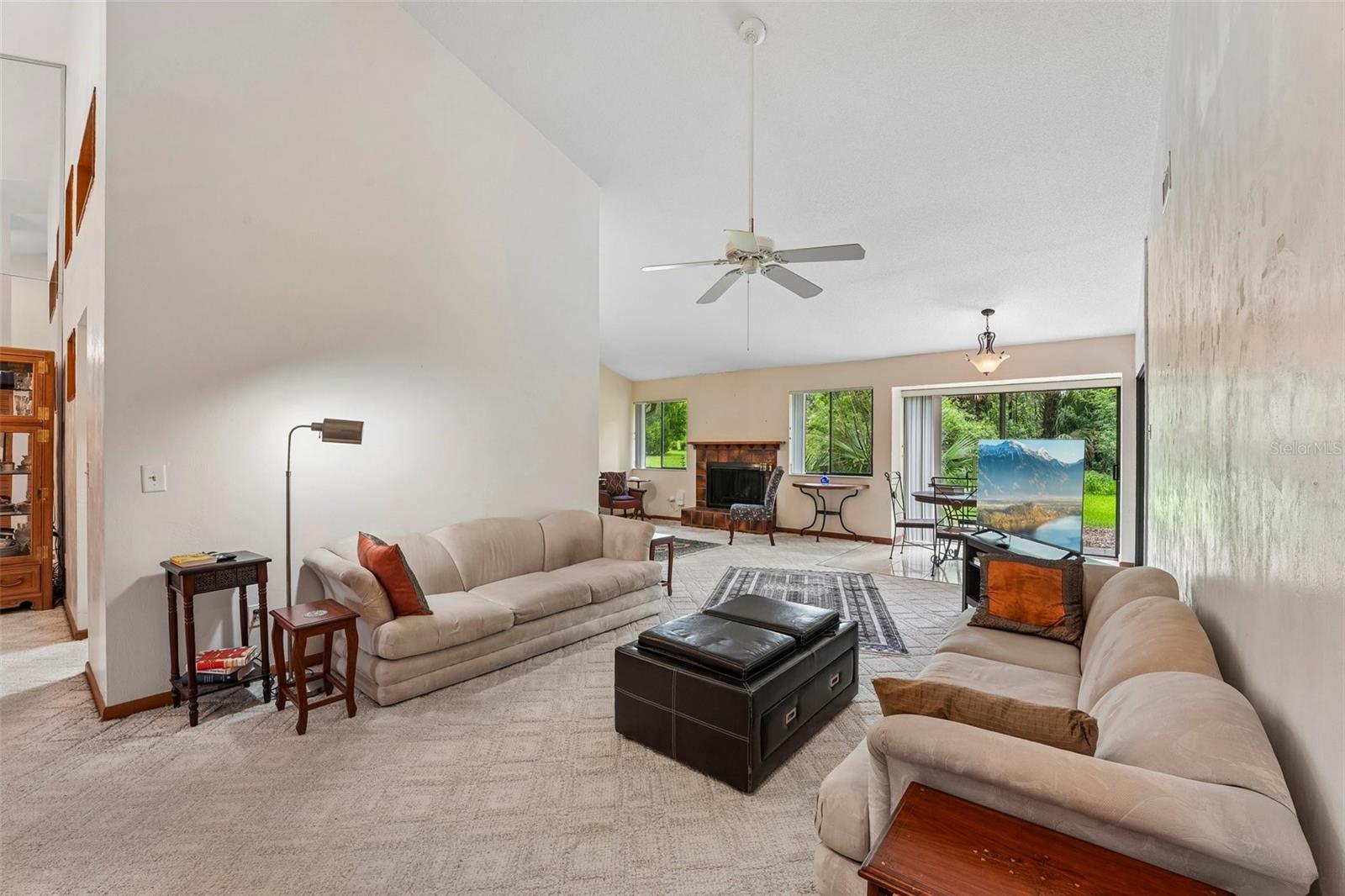 67 VILLAGE CIR #67 — photo 7